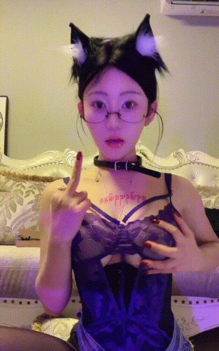 红绿灯主播南京小小衣帽审美羞辱合集53v29g
